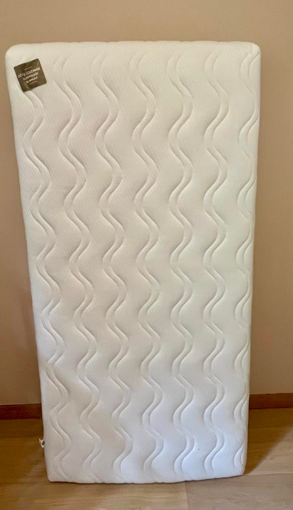 Matelas lit bébé, Enlèvement, Comme neuf, Matelas