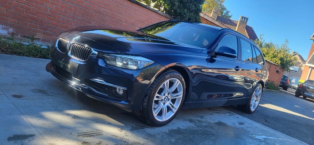 Bmw 318i Sport Line Touring ~ Cuir ~ Parfait état, Essai à domicile, Achat, Entreprise, Boîte manuelle