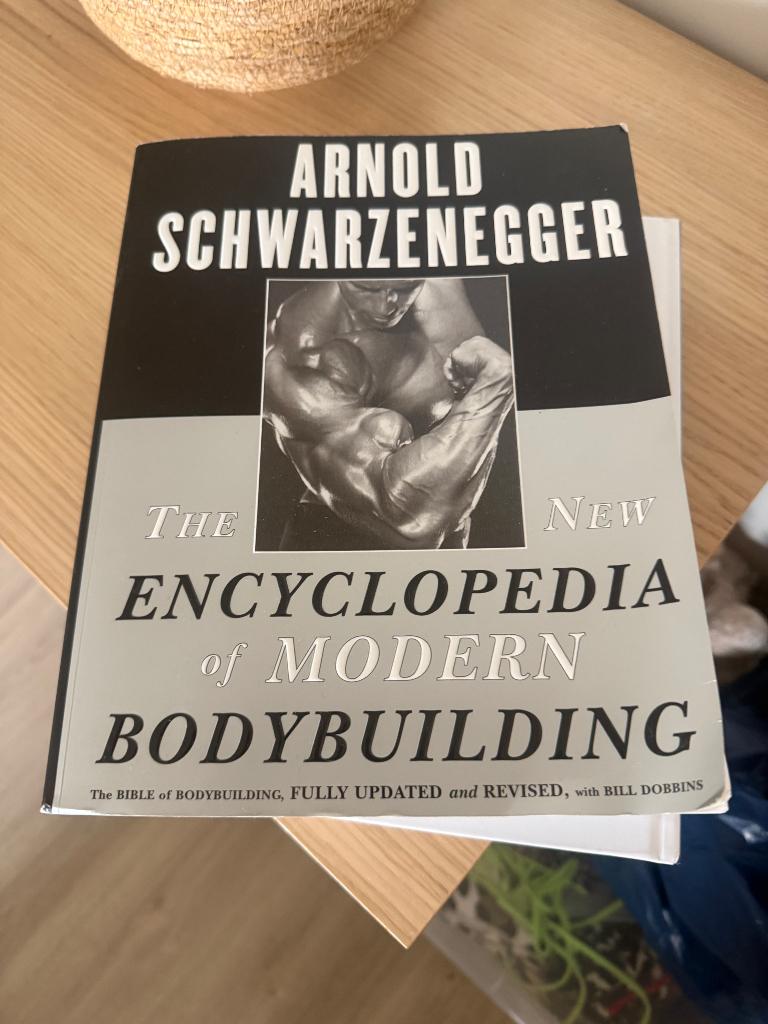 Arnold Schwarzenegger Encyclopedia of Bodybuilding, Enlèvement ou Envoi, Utilisé, Fitness, Arnold Schwarzenegger