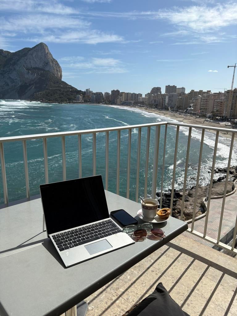 🇪🇸 Calpe - Costa Blanca - 1e lijn zonder vis-à-vis, Immo, Appartementen en Studio's te huur, Brussel, 35 tot 50 m²