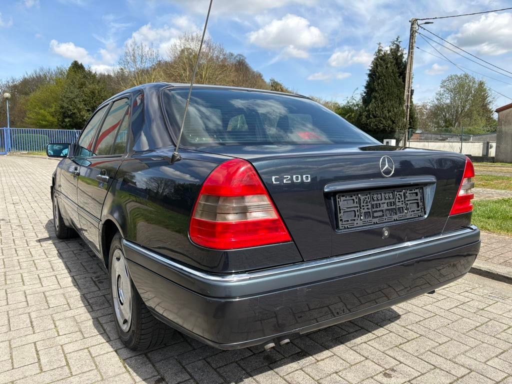 MERCEDES C200 Essence 1er propriétaire, Autos, Achat, Entreprise, Boîte manuelle, Noir