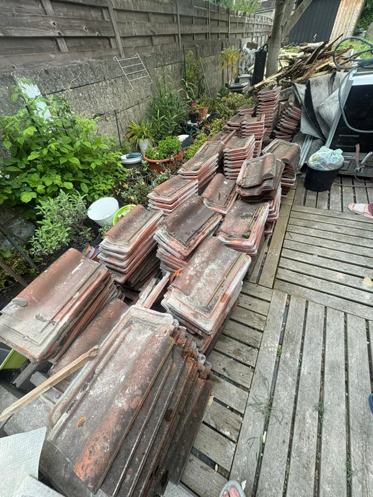 Tuiles pour toiture surface 12m2 a donner, Pierre ou Argile, 10 à 15 m², Enlèvement, Utilisé