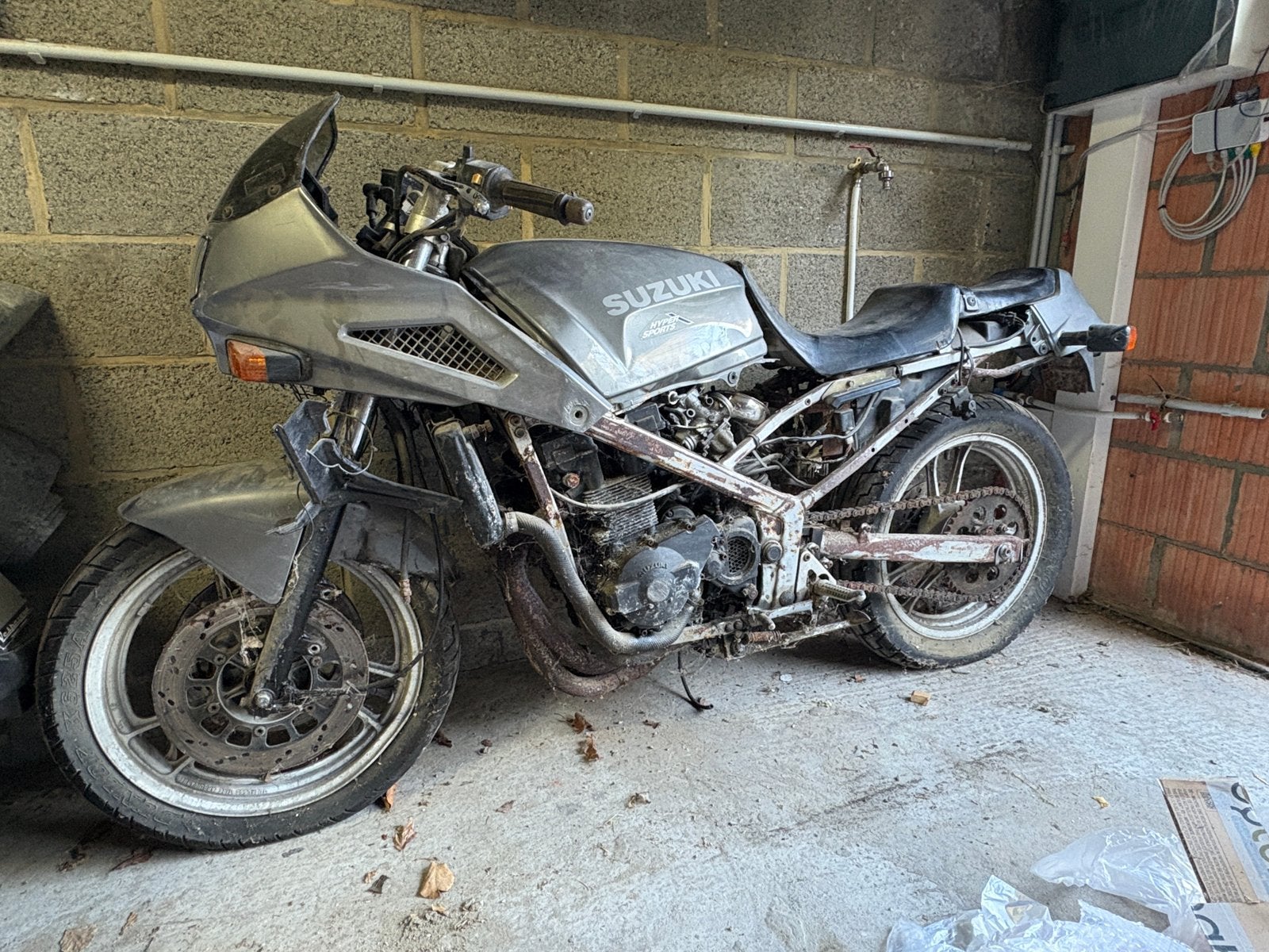 Suzuki gsx 400 x, Ophalen, Gebruikt