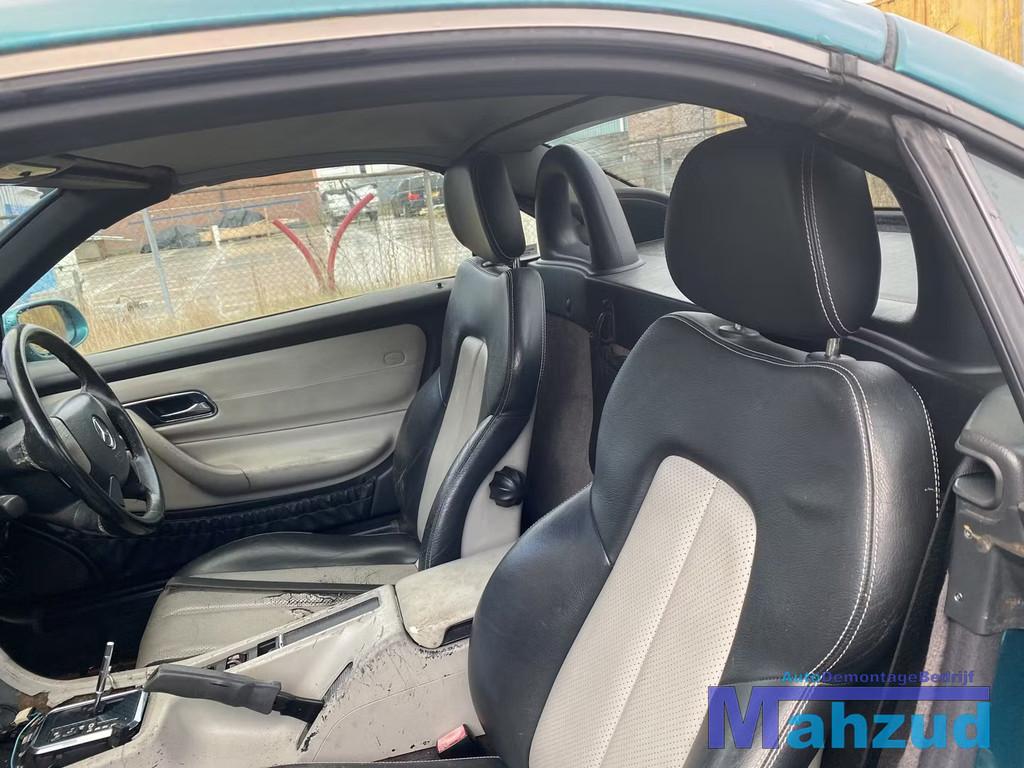MERCEDES SLK R170 Zwart creme interieur leer stoel 1996-2004, Gebruikt, Mercedes-Benz AG, Mercedes-Benz, Mercedesstrasse 120
70372  Stuttgart, DE