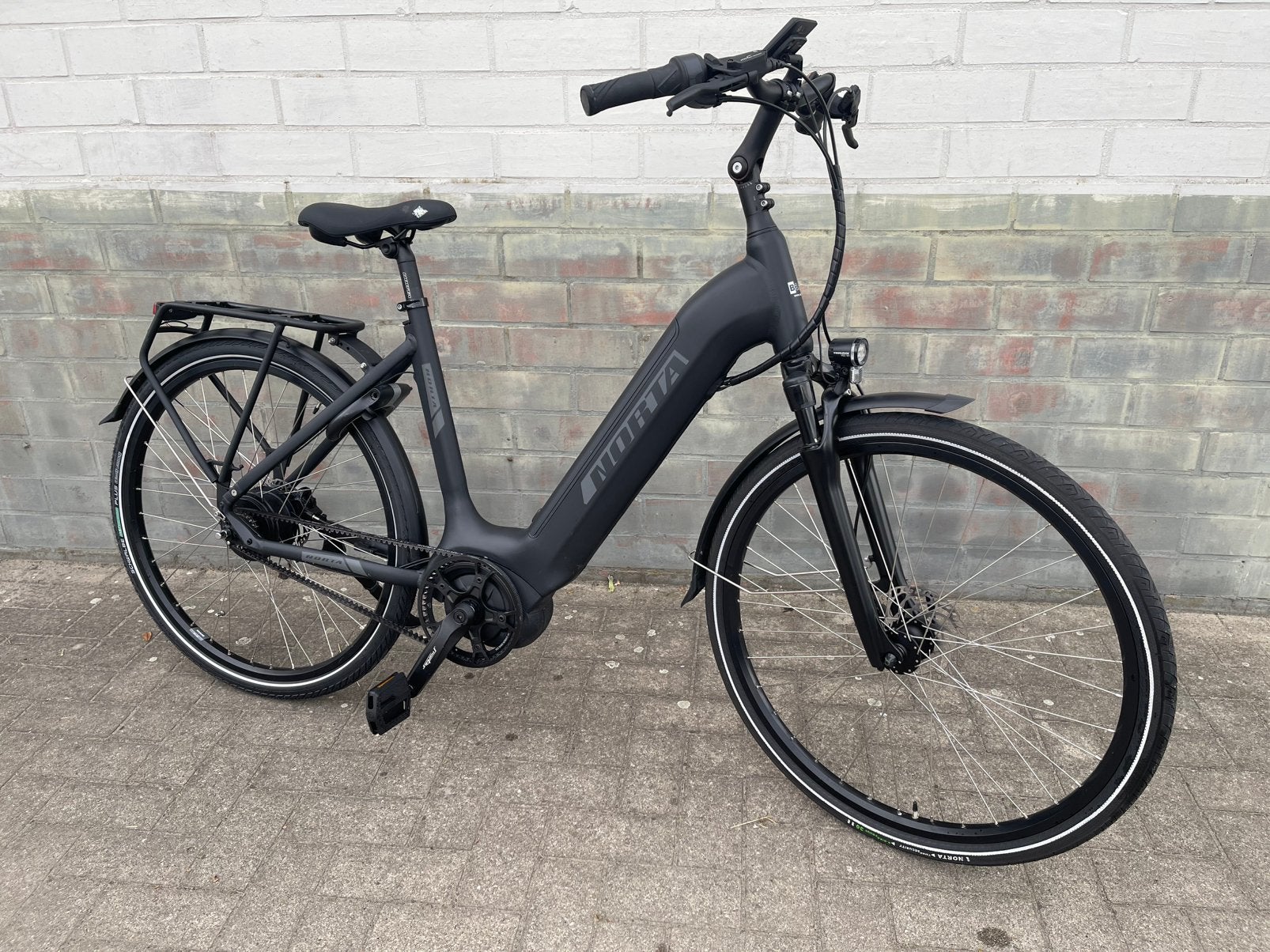 Norta Ta-B 3040 size 54 medium 625wh, Ophalen, Zo goed als nieuw