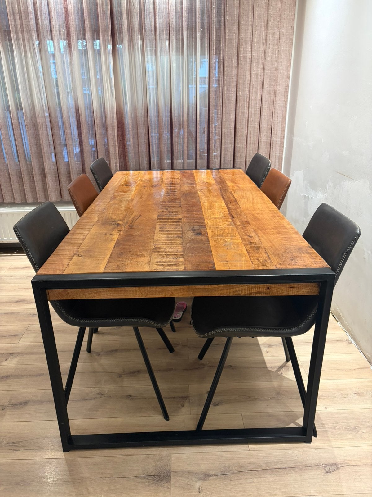 Eettafel met 6 stoelen | Industriële stijl | €250, Huis en Inrichting, Ophalen, Gebruikt
