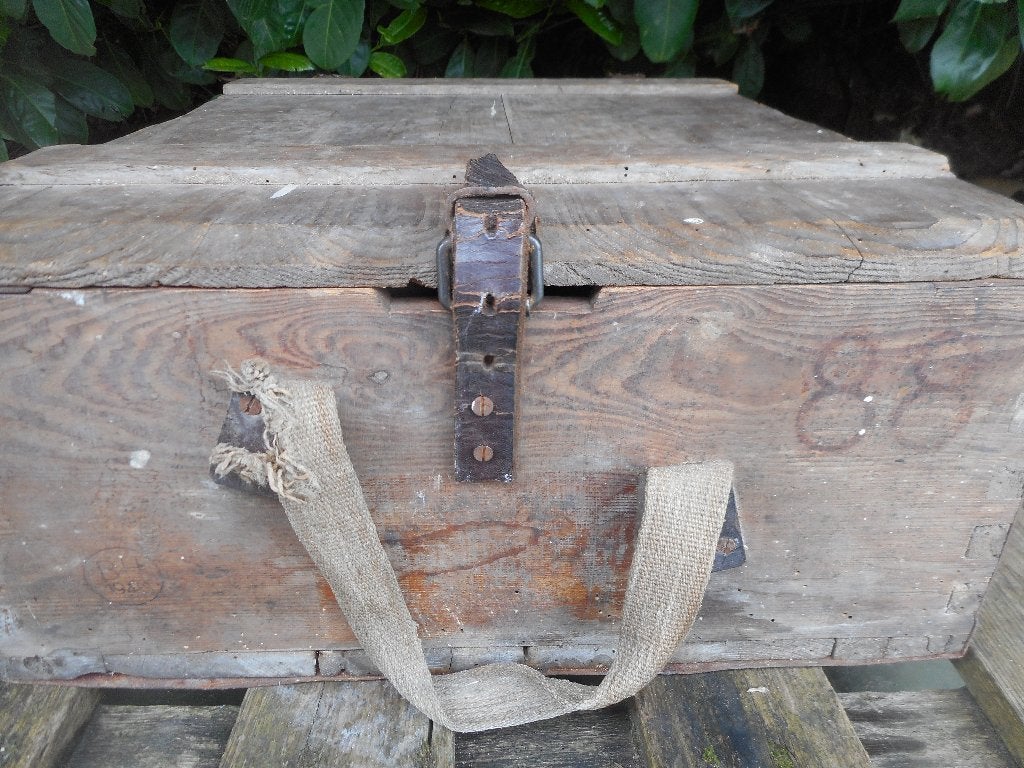 caisse bois patronenkasten 88 allemand Ardennes 44, Envoi