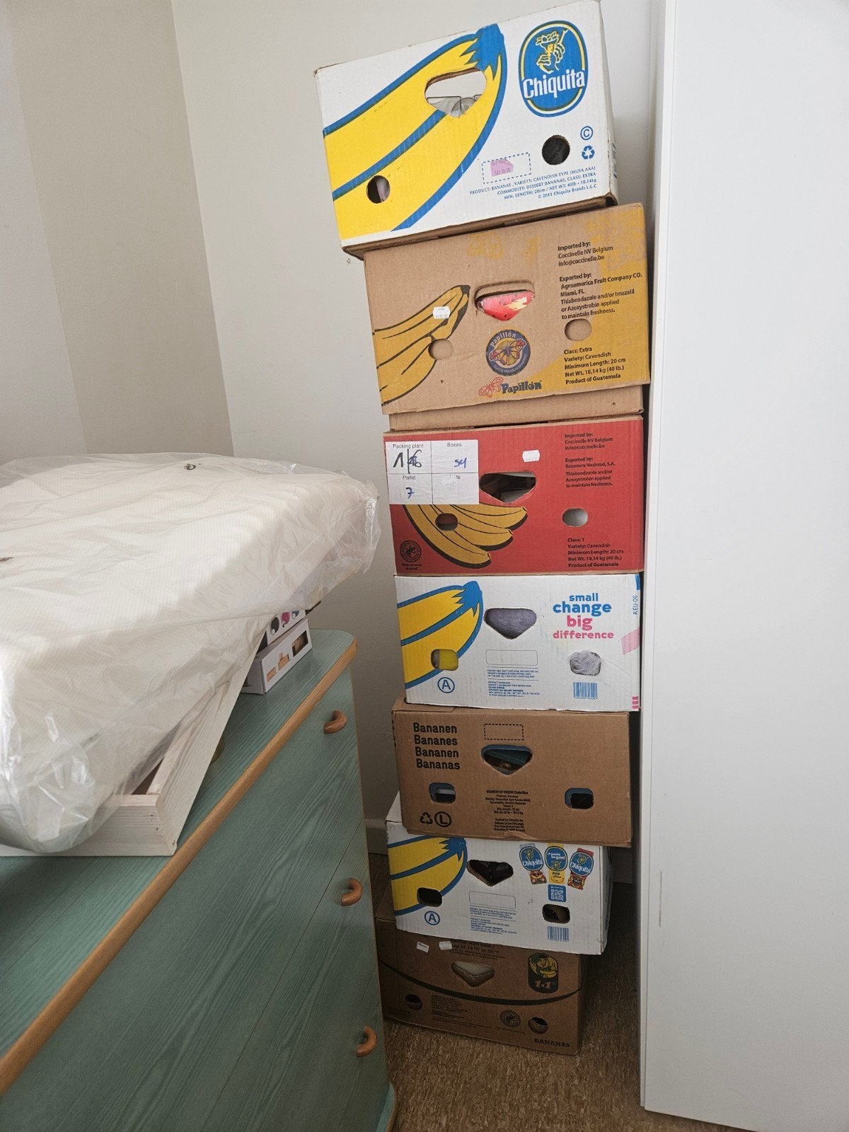 rommelmarktspullen 7 dozen liefst vabdaan ophalen, Enlèvement