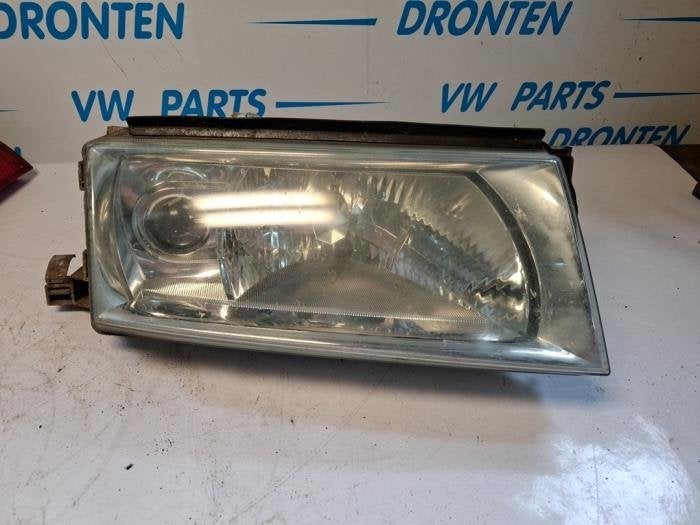 Phare droit d'un Skoda Octavia, Autos : Pièces & Accessoires, -, 3 mois de garantie, Utilisé, Skoda