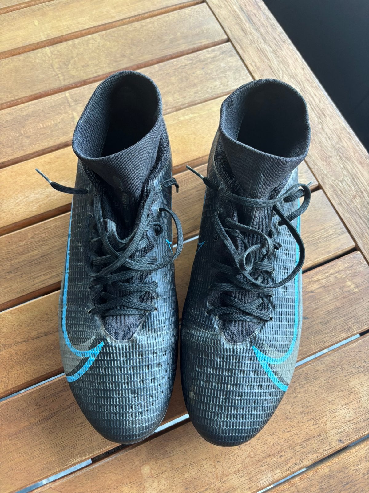 Voetbalschoenen Nike met sok maat 44,5, Sport en Fitness, Ophalen of Verzenden, Zo goed als nieuw, Schoenen