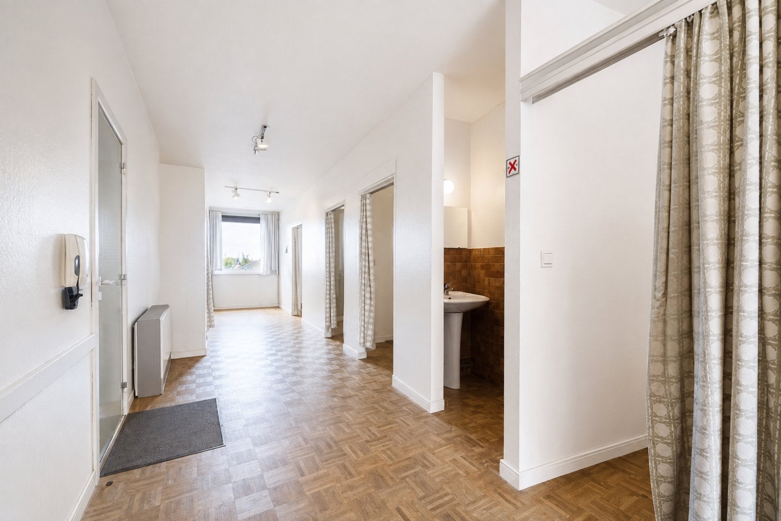 À LOUER – ESPACE MÉDICAL / PARAMÉDICAL DE 160 m² – SERAING, Province de Liège