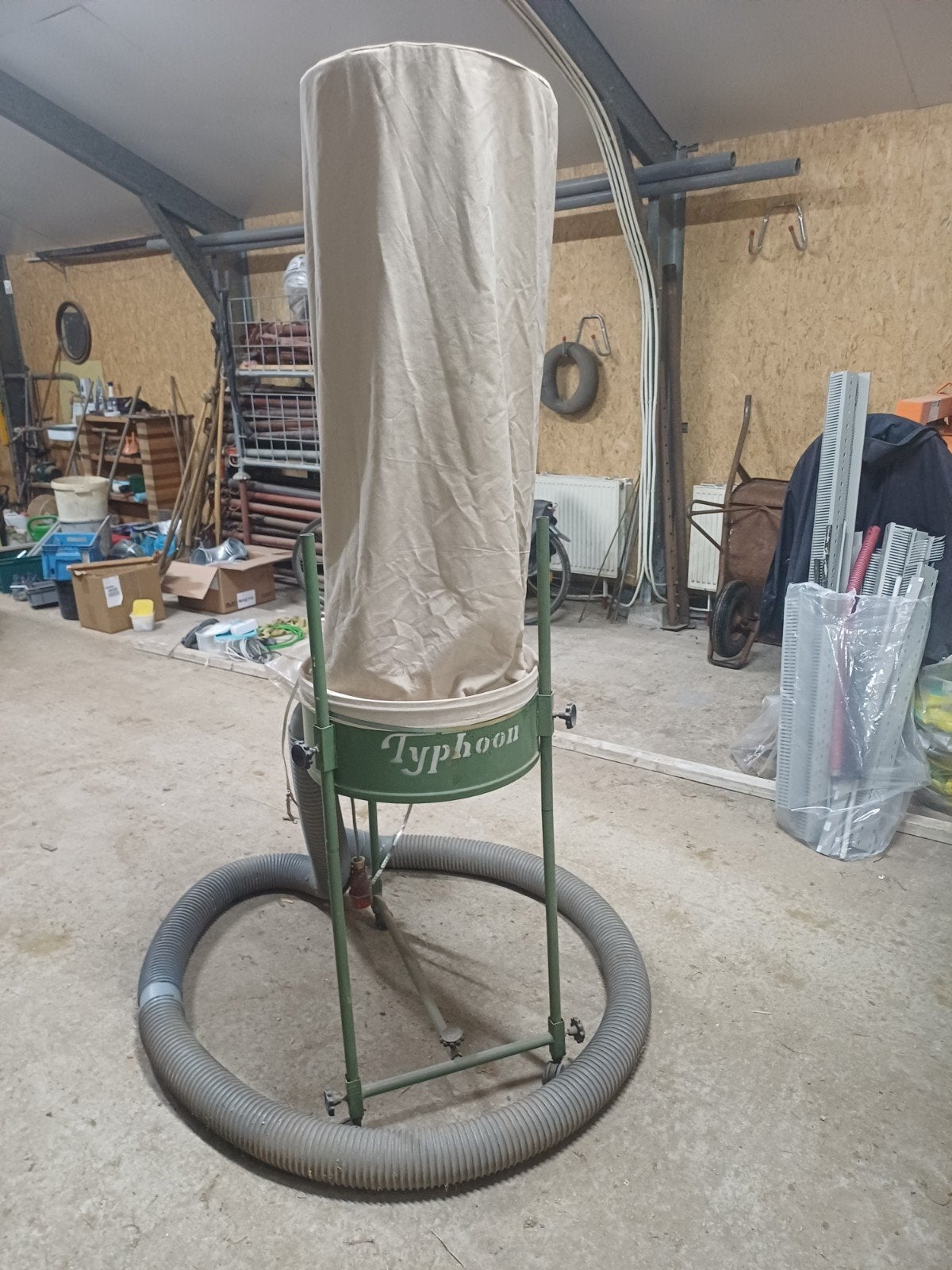 Afzuiging houtbewerking, Zakelijke goederen, Machines en Bouw | Houtbewerking, Ophalen