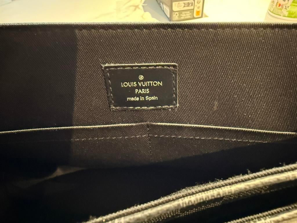 Sac louis vuitton, Enlèvement