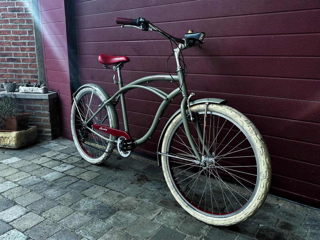 Unieke Honolulu Beach Cruiser - Glanzend Groen/Rood -Shimano, Vélos & Vélomoteurs, Vélos | Cruisers & Lowriders, Neuf, 51 à 55 cm