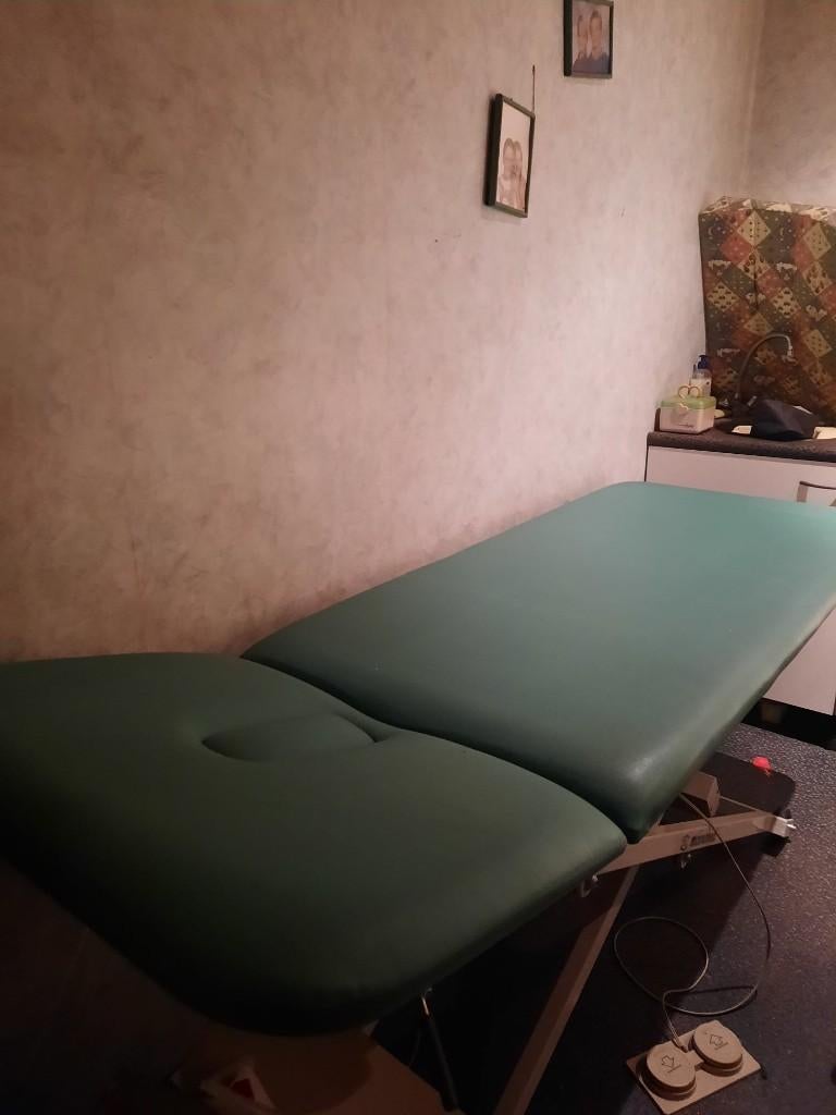 Behandeltafel (Enraf Nonius) in hoogte verstelbaar, Enlèvement, Utilisé