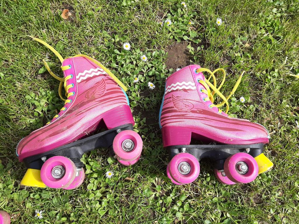 Rolschaatsen in zeer goede staat, Ophalen