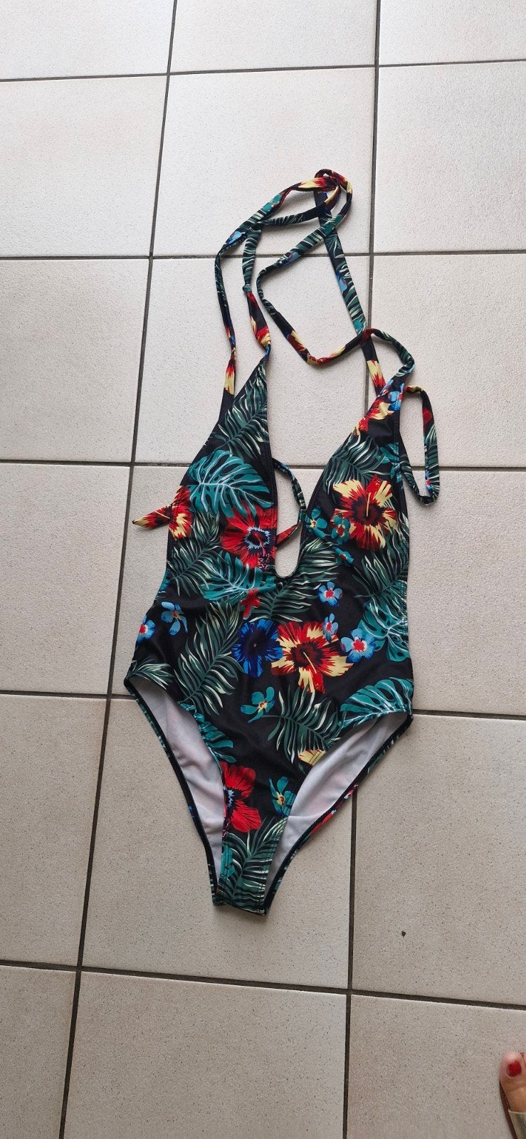badpak maat medium, Kleding | Dames, Badmode en Zwemkleding, Ophalen of Verzenden, Badpak