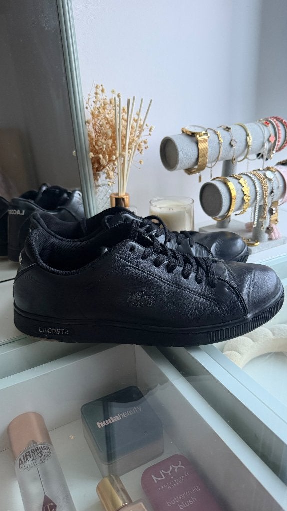 Chaussures baskets Lacoste taille 45 en cuir, Enlèvement ou Envoi, Lacoste, Porté, Baskets