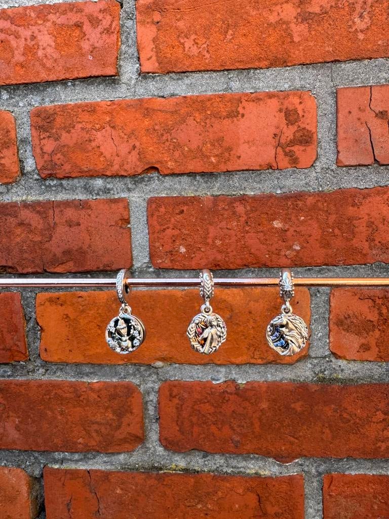 Pandora Disney frozen bedels, Ophalen of Verzenden, Gebruikt, Pandora