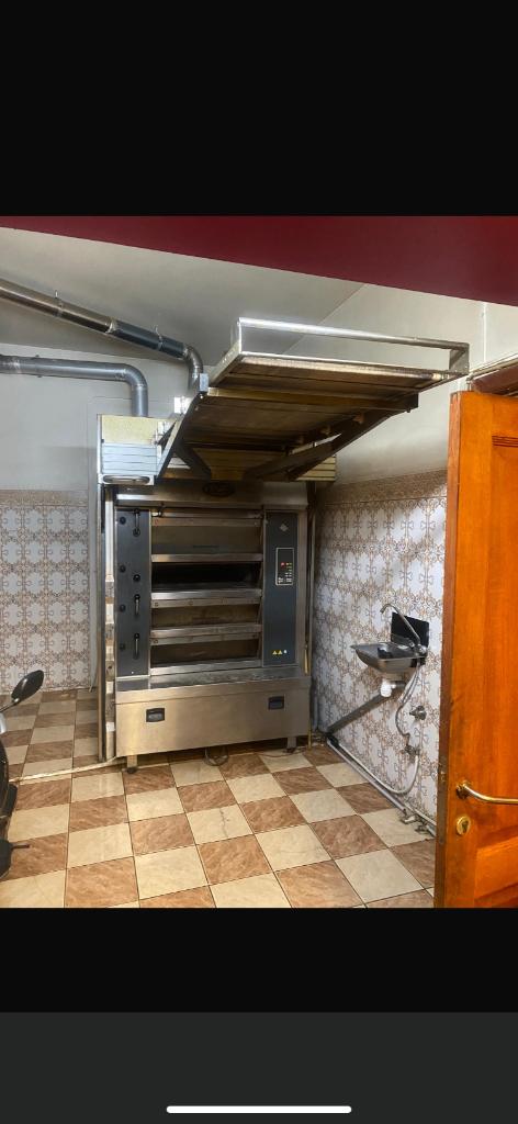 Four boulangerie, Ophalen, Gebruikt, Bakkerij en Slagerij