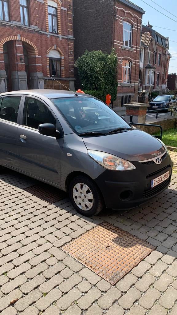 Hyundai i10 essence.  Prêt à immatriculer !, Autos, Argent ou Gris, Achat, Boîte manuelle, 5 portes