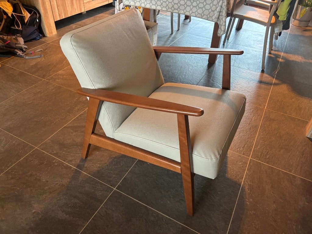 Nieuwstaat EKENÄSET fauteuil, Ophalen, Zo goed als nieuw