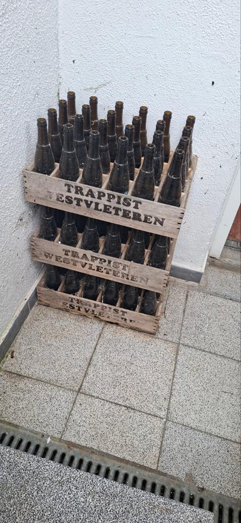3 bakken West Vleteren, 24 flesjes (leeggoed), Ophalen, Gebruikt, Flesje(s), Overige merken