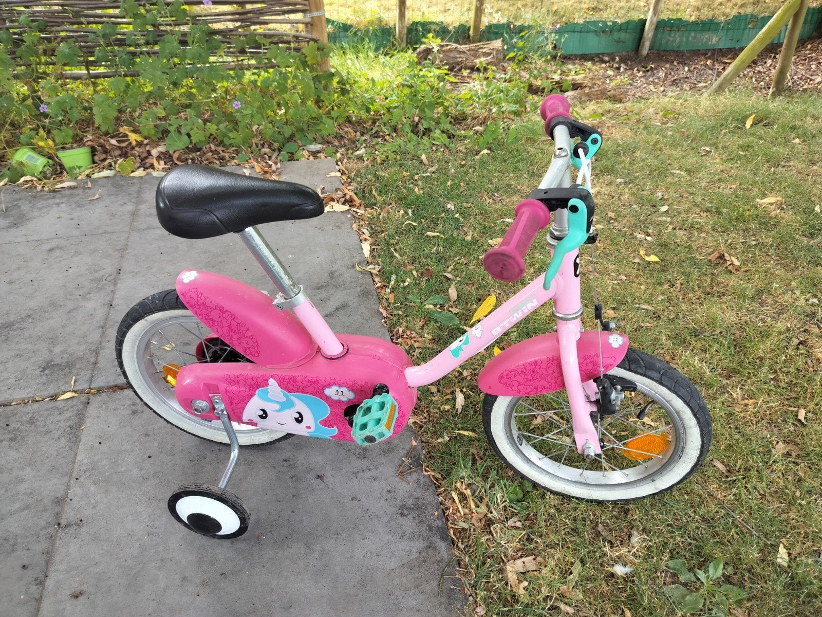 Vélo pour enfants de 14 pouces avec roues d'entraînement, Frein sur jante, Stabilisateurs, Enlèvement, Utilisé