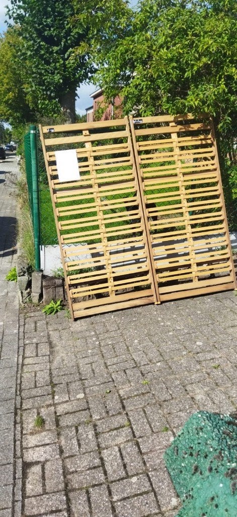 dubbele lattoflex (met pootjes) gratis af te halen, Antiek en Kunst, Ophalen