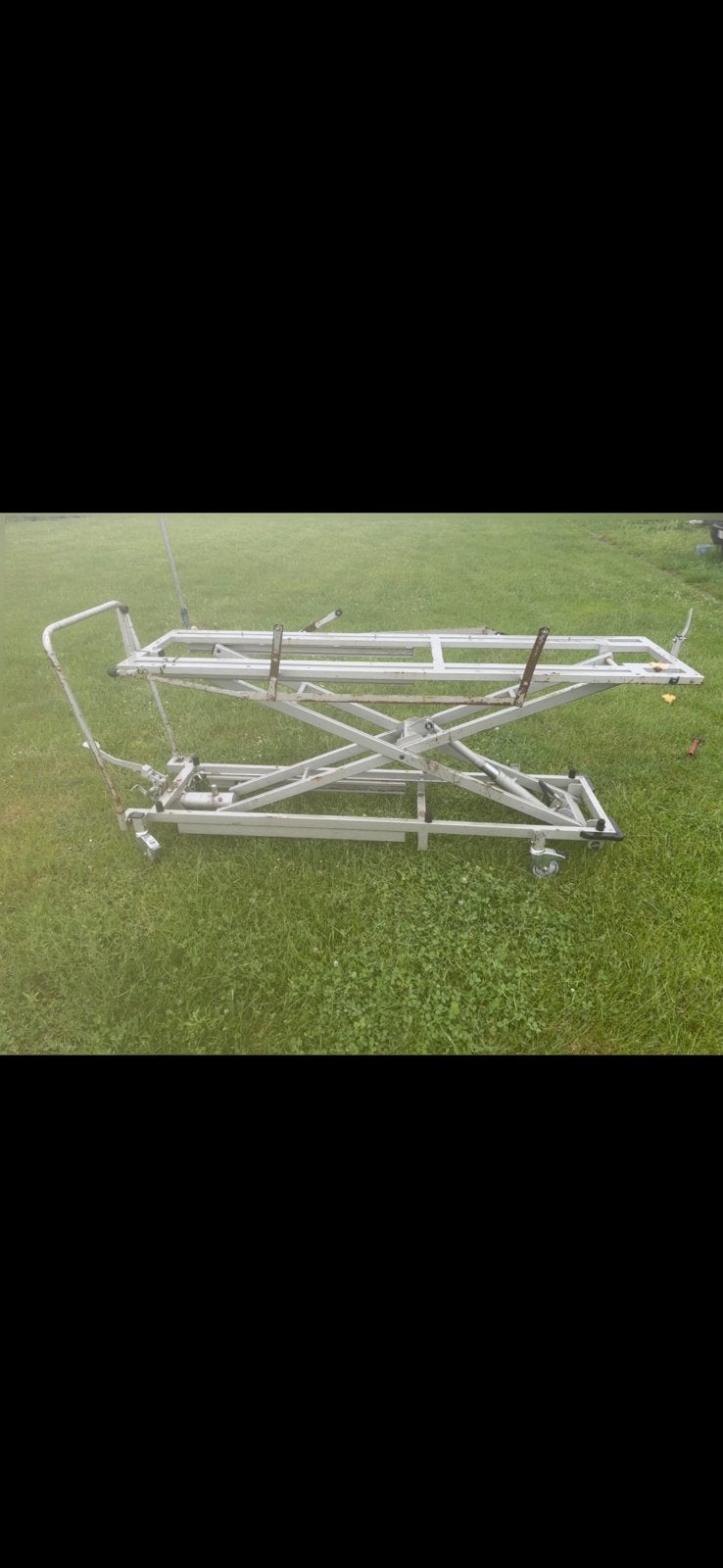 Vrachtlift die kan worden omgevormd tot een motorlift, Ophalen, Gebruikt