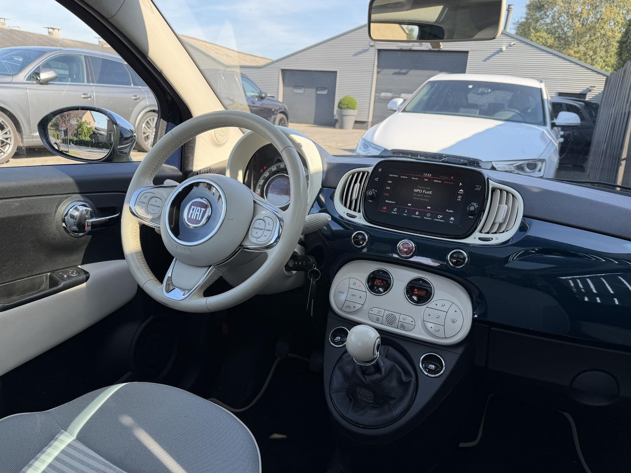 Fiat 500 1.2 Lounge | Panoramadak | Navigatie | Parkeersenso, Auto's, Voorwielaandrijving, 4 zetels, Stof, Gebruikt