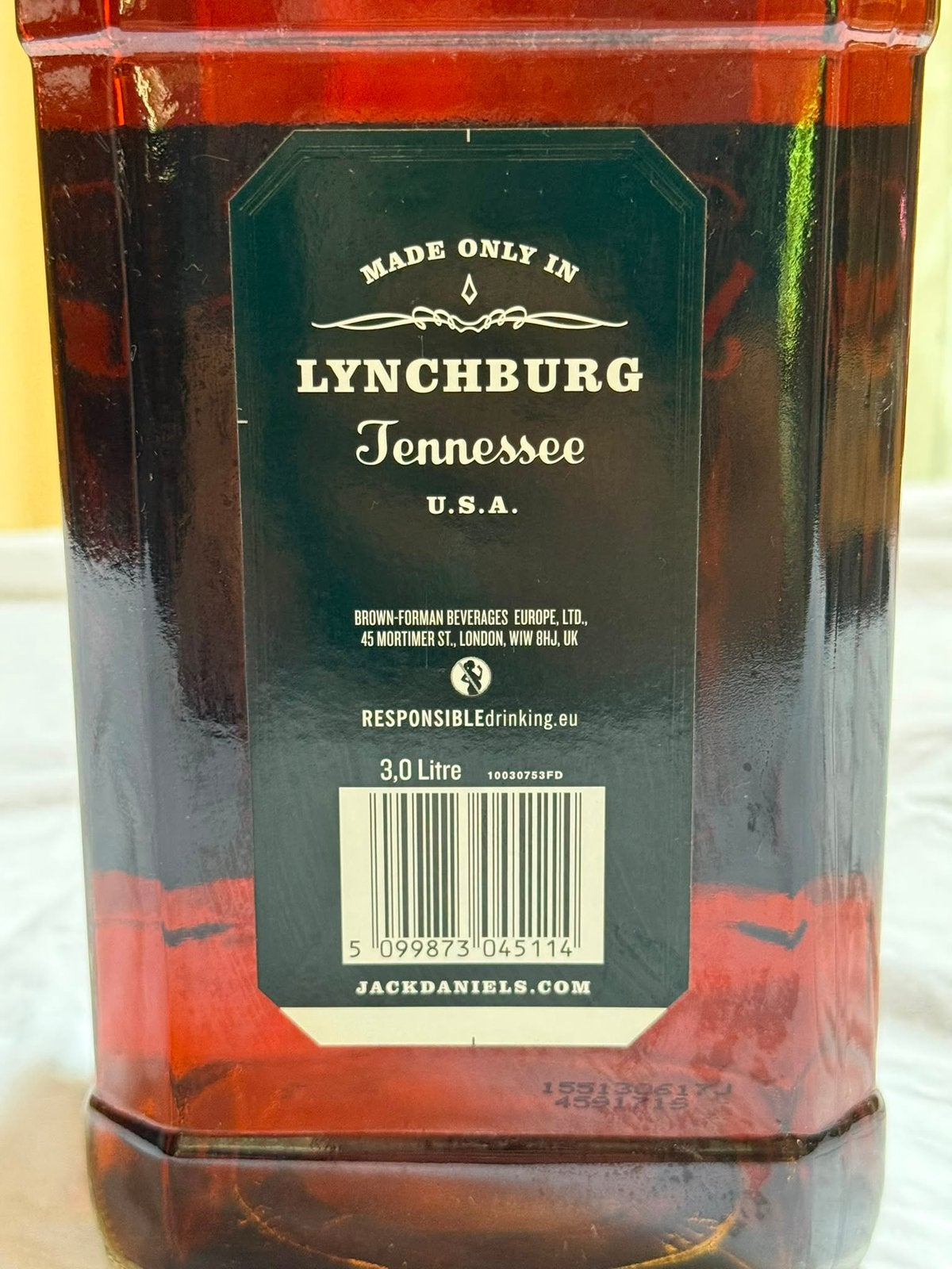 Grote decoratieve whisky- en rumbottels, Ophalen, Nieuw