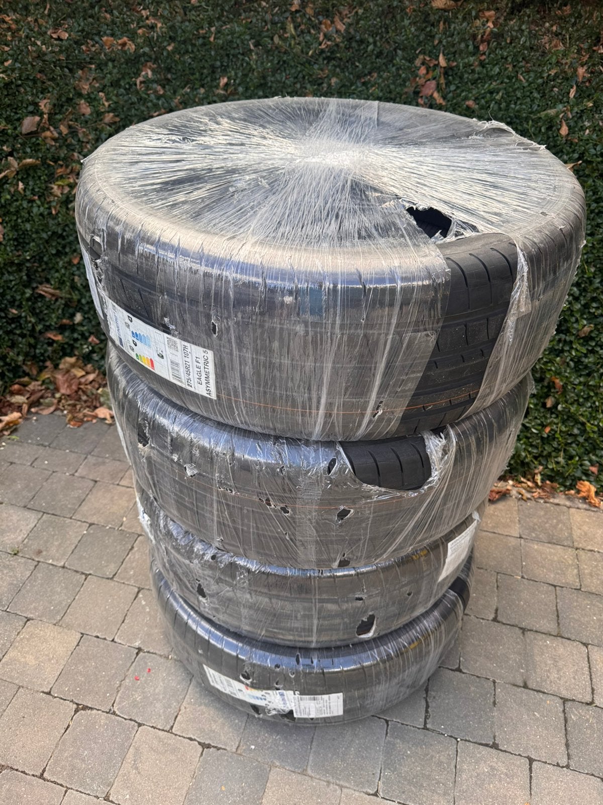 Pneus 275 45 21 GoodYear, Autos : Pièces & Accessoires, Enlèvement, Pneus été, Pneu(s)