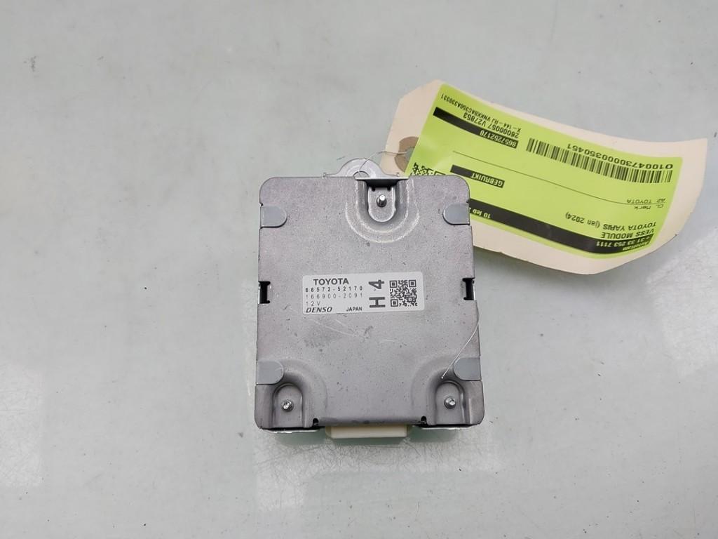 DIVERSEN Toyota Yaris IV (P21 / PA1 / PH1) (|8657252170|), Gebruikt, Kundenbetreuung@toyota.de, Toyota, Toyota-Allee 2
50858  Köln, DE