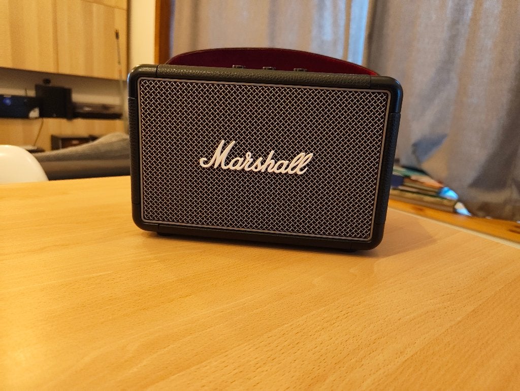 Marshall Kilburn 2, TV, Hi-fi & Vidéo, Autres marques, Enlèvement ou Envoi, Enceinte portable, Entrée AUX