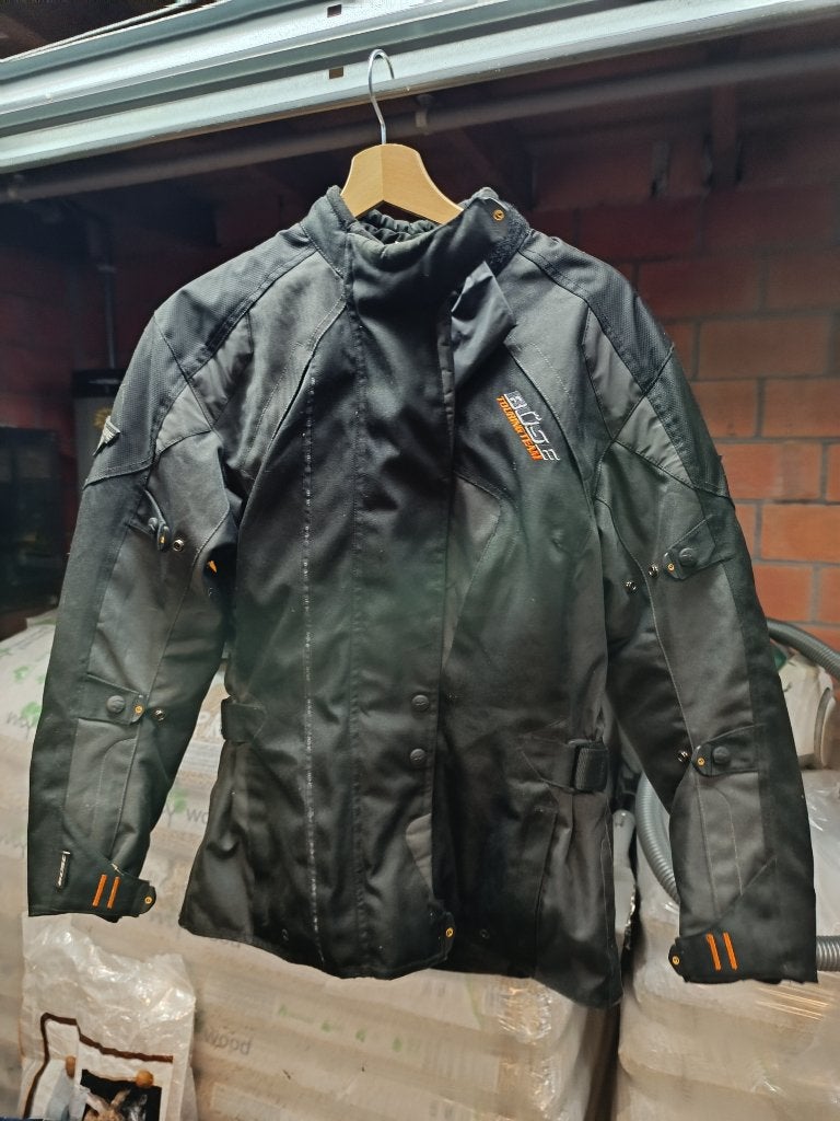 Nieuwe motorjas vrouw mt36, Buse, Jas | textiel, Ophalen of Verzenden, Nieuw zonder kaartje