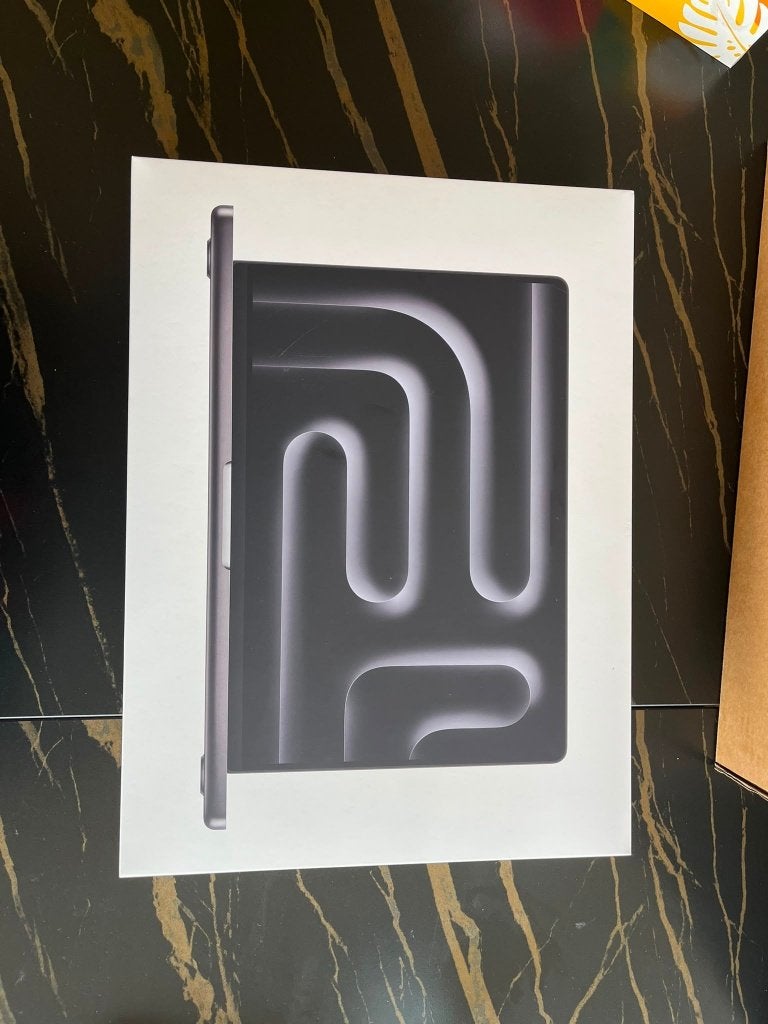 Macbook Pro M5 14" 1TB, MacBook Pro, 1 TB of meer, 32 GB, Overige groottes