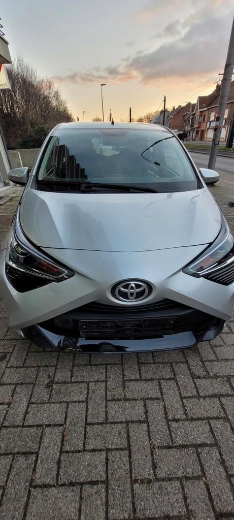 Toyota AYGO Essence 57500km/2019, Argent ou Gris, Achat, Noir, Particulier