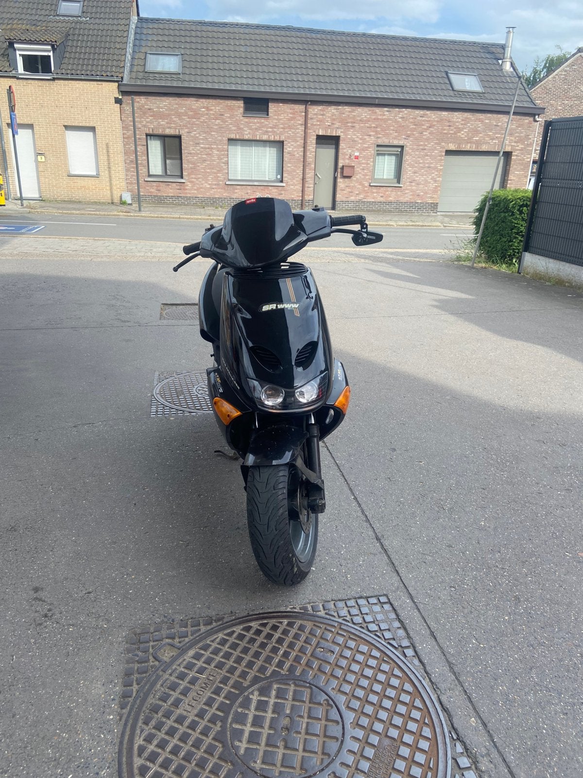 Aprillia sr50 te koop, Enlèvement, Comme neuf, Classe B (45 km/h)