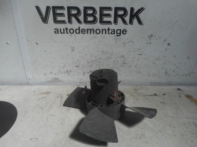 KOELVENTILATOR Opel Astra F (53 / 54 / 58 / 59), Bahnhofsplatz 65423 Rüsselsheim am Main, DE, Enlèvement ou Envoi, Opel, Opel Automobile GmbH