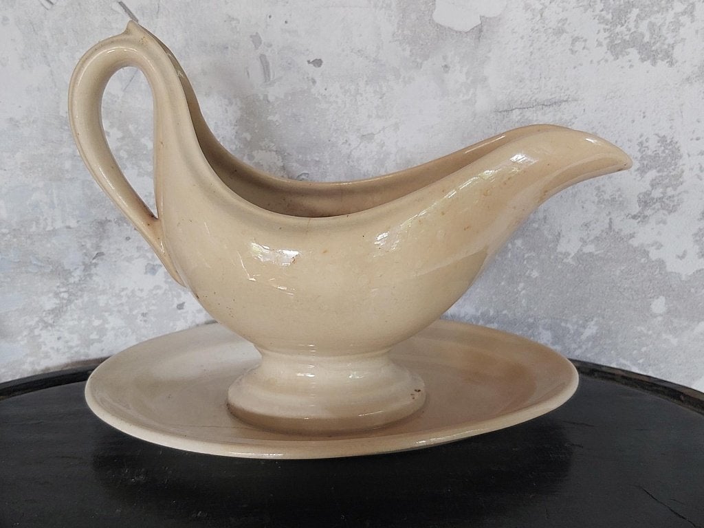 Antieke sierlijke beboterde sauciere Boch (eind 1800), Enlèvement ou Envoi