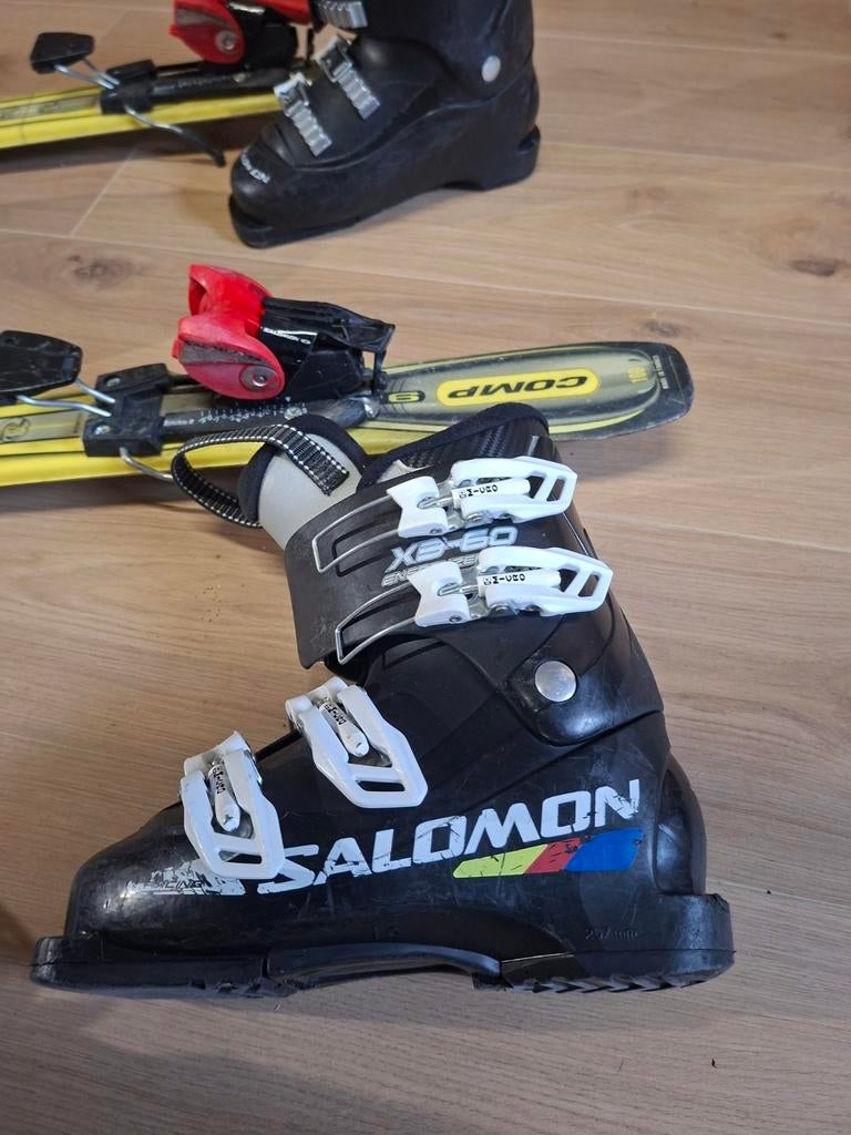 Skischoenen- Skilatten - Skihelm, Ophalen, Ski