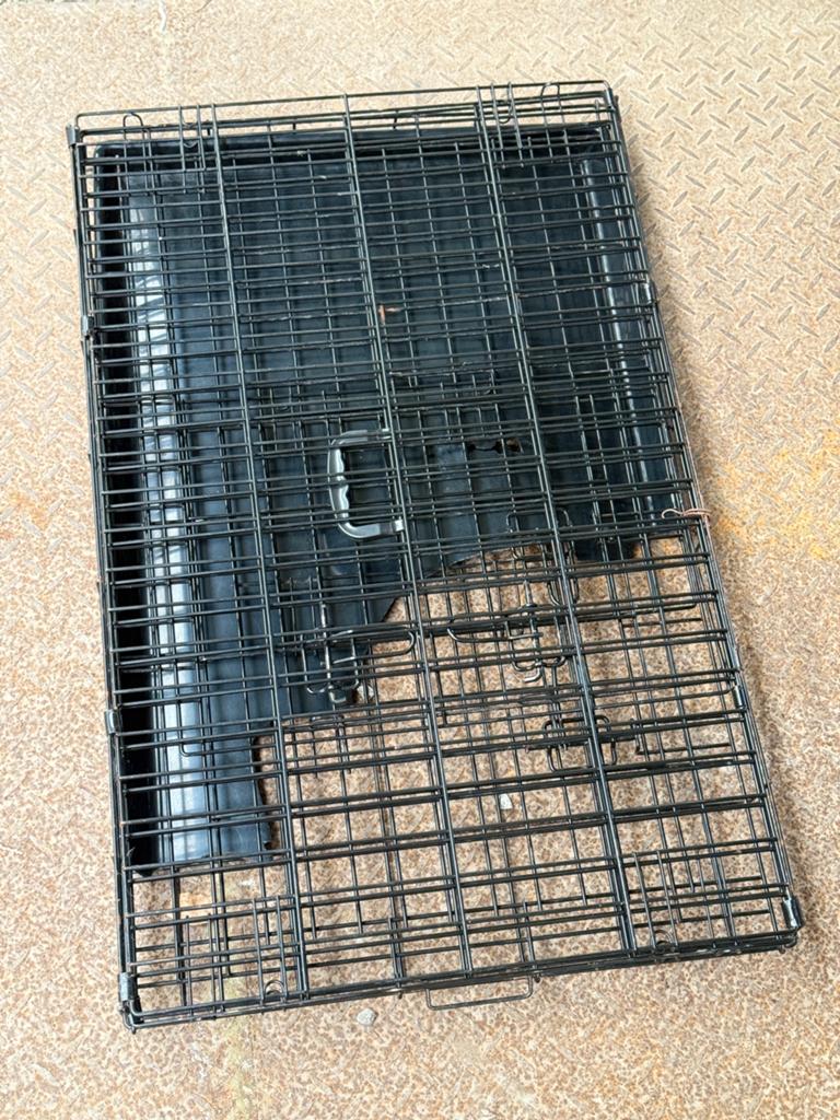 Hondenbench / hondenkooi – voor 1 grote of 2 kleine honden, Dieren en Toebehoren, Ophalen, Gebruikt, 110 cm of meer, 65 tot 100 cm