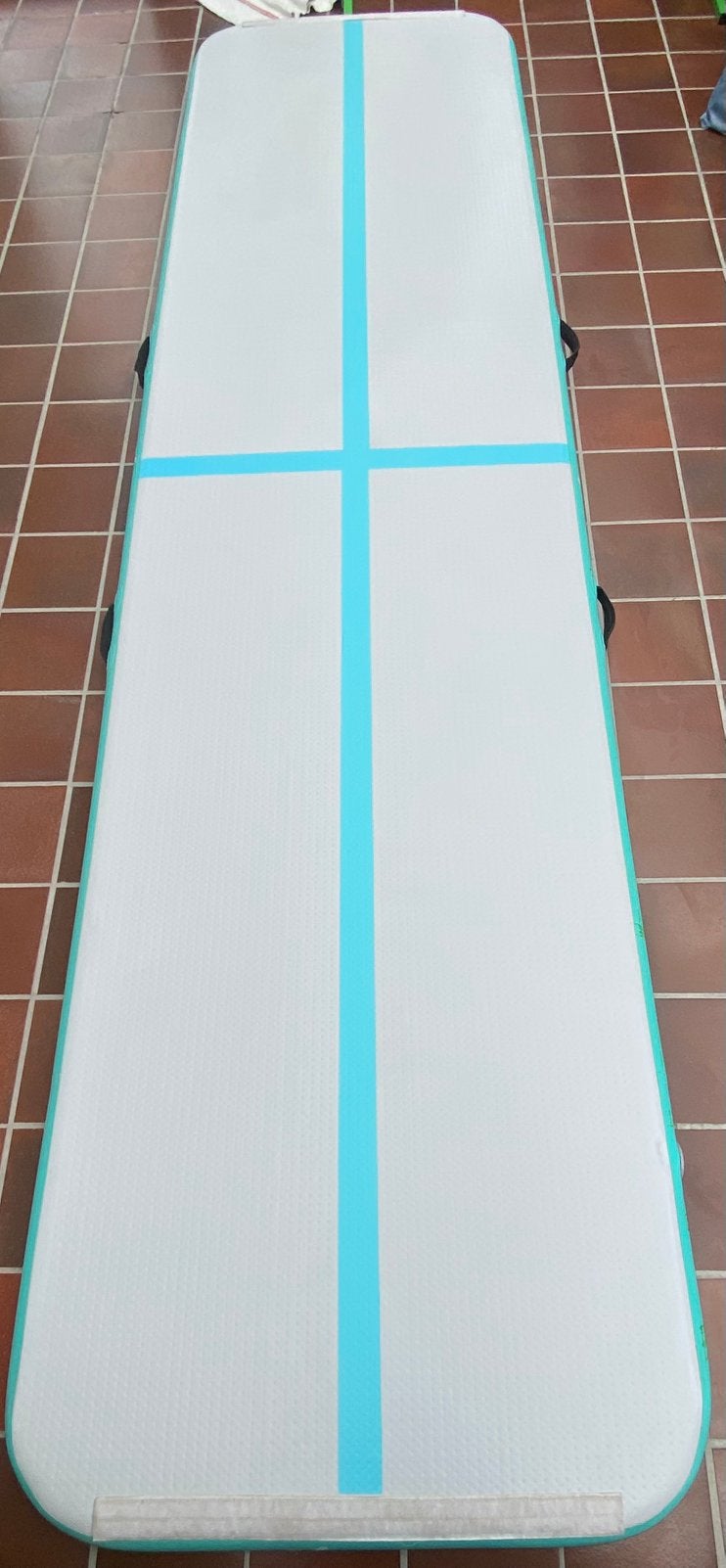 Air track, Sports & Fitness, Gymnastique, Enlèvement, Utilisé, Multicolore, Matériel