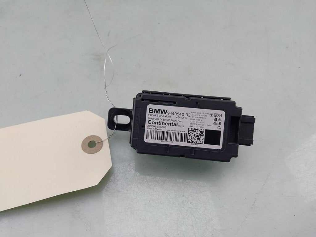 ANTENNE D'ACCÈS SANS CLÉ BMW 3 serie Touring (G21), Autos : Pièces & Accessoires, Utilisé, BMW, Petuelring 130
80809  München, DE