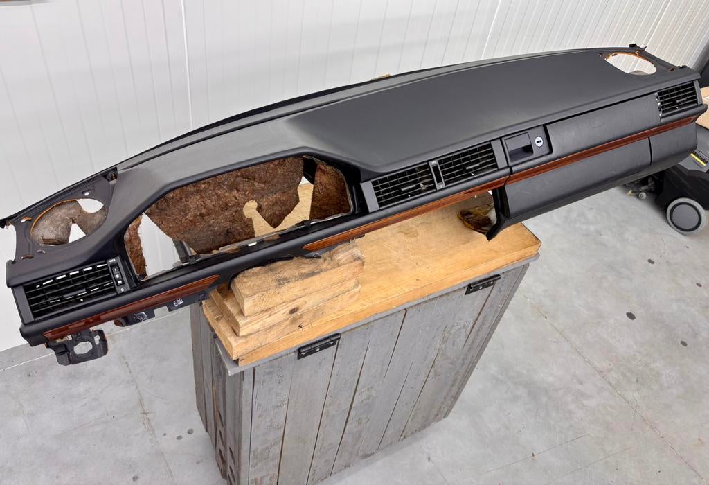 Mercedes 124 dashboard in zeer goede staat, Auto-onderdelen, Ophalen