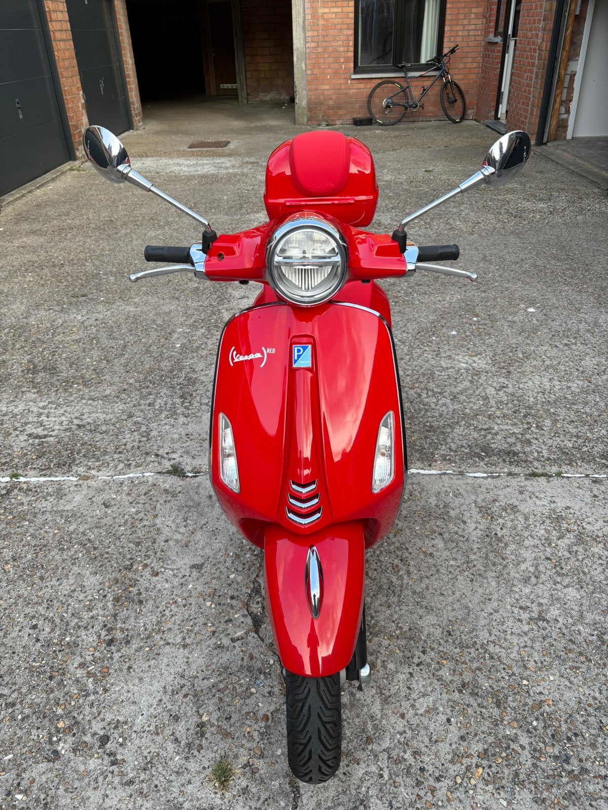 Vespa Primavera ROUGE 50, Vélos & Vélomoteurs, Autres modèles, Comme neuf, Enlèvement, Classe A (25 km/h)