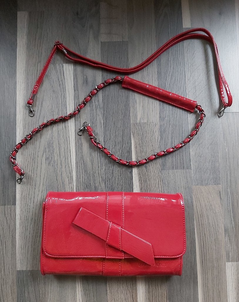 zwarte of rode vintage handtas, Marta Ponti, (+2 riemen), Handtassen en Accessoires, Tassen | Damestassen, Ophalen of Verzenden