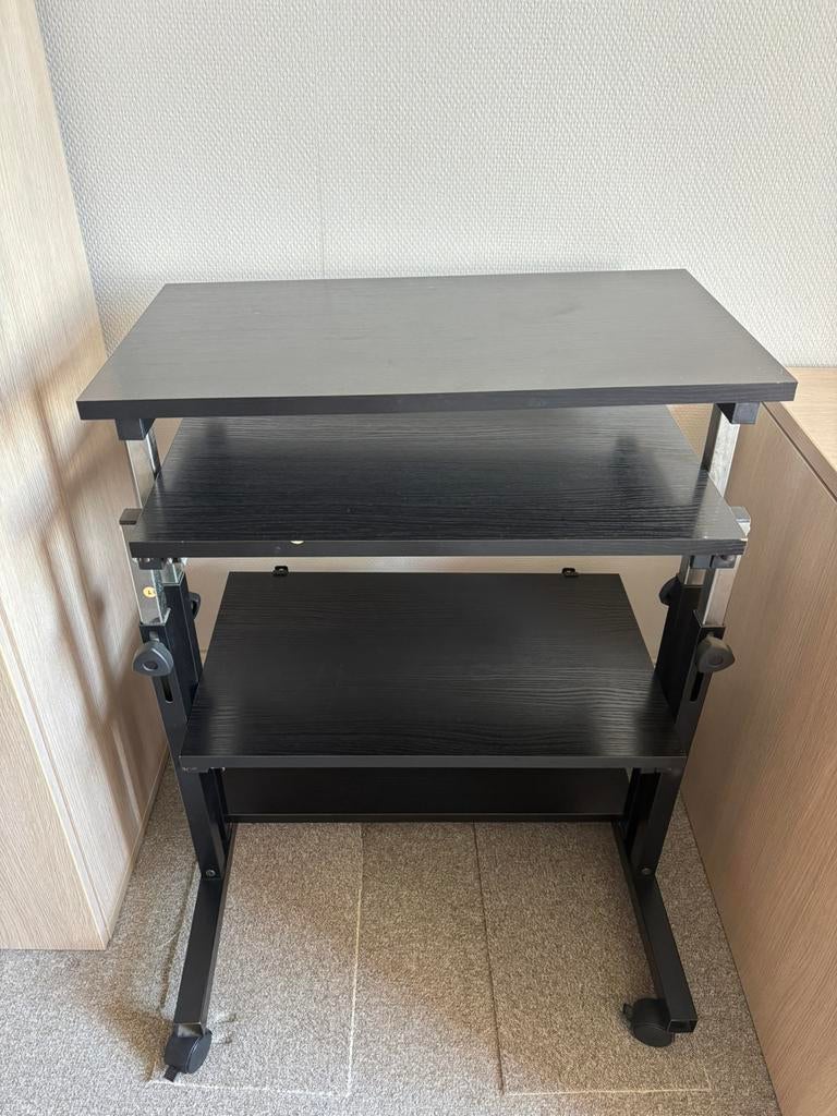 Table ordinateur, Enlèvement, Utilisé