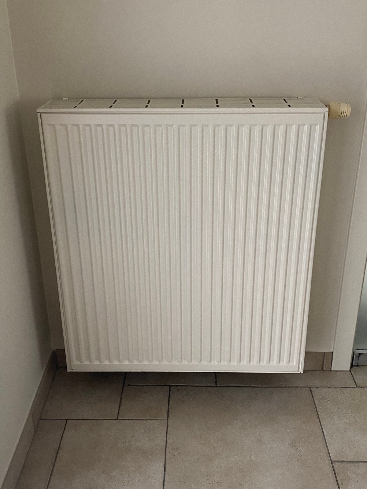 Radiator, Doe-het-zelf en Bouw, Ophalen, Zo goed als nieuw, Radiator